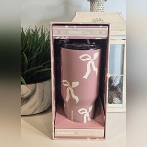 Hydrapeak 25oz Tumbler With Dancing Bows